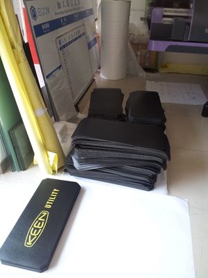 專業UV平板噴繪服務 蘇州紅潤數碼店為您打造高品質鋁塑板廣告設計